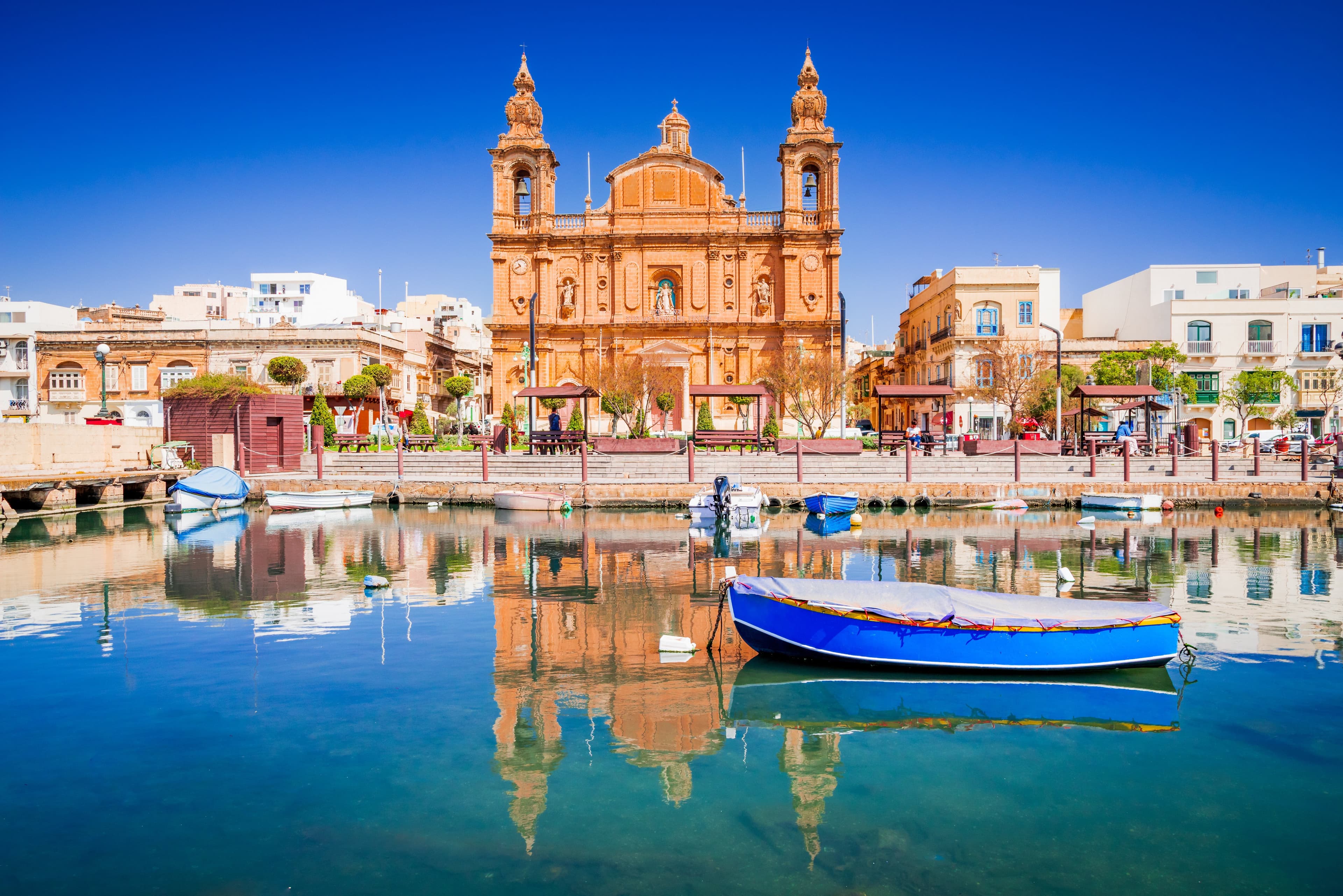 Large RGB-Lindblad Expeditions-Malta Valletta 1165016746.jpg
